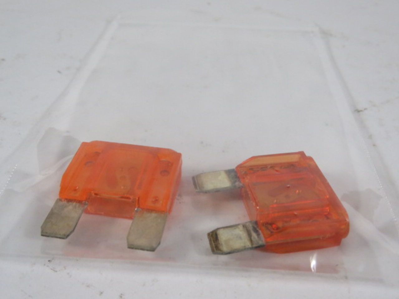 Littelfuse 0299040 Maxi 32V Orange Blade Fuse 40A 2 Blade Lot of 2 USED