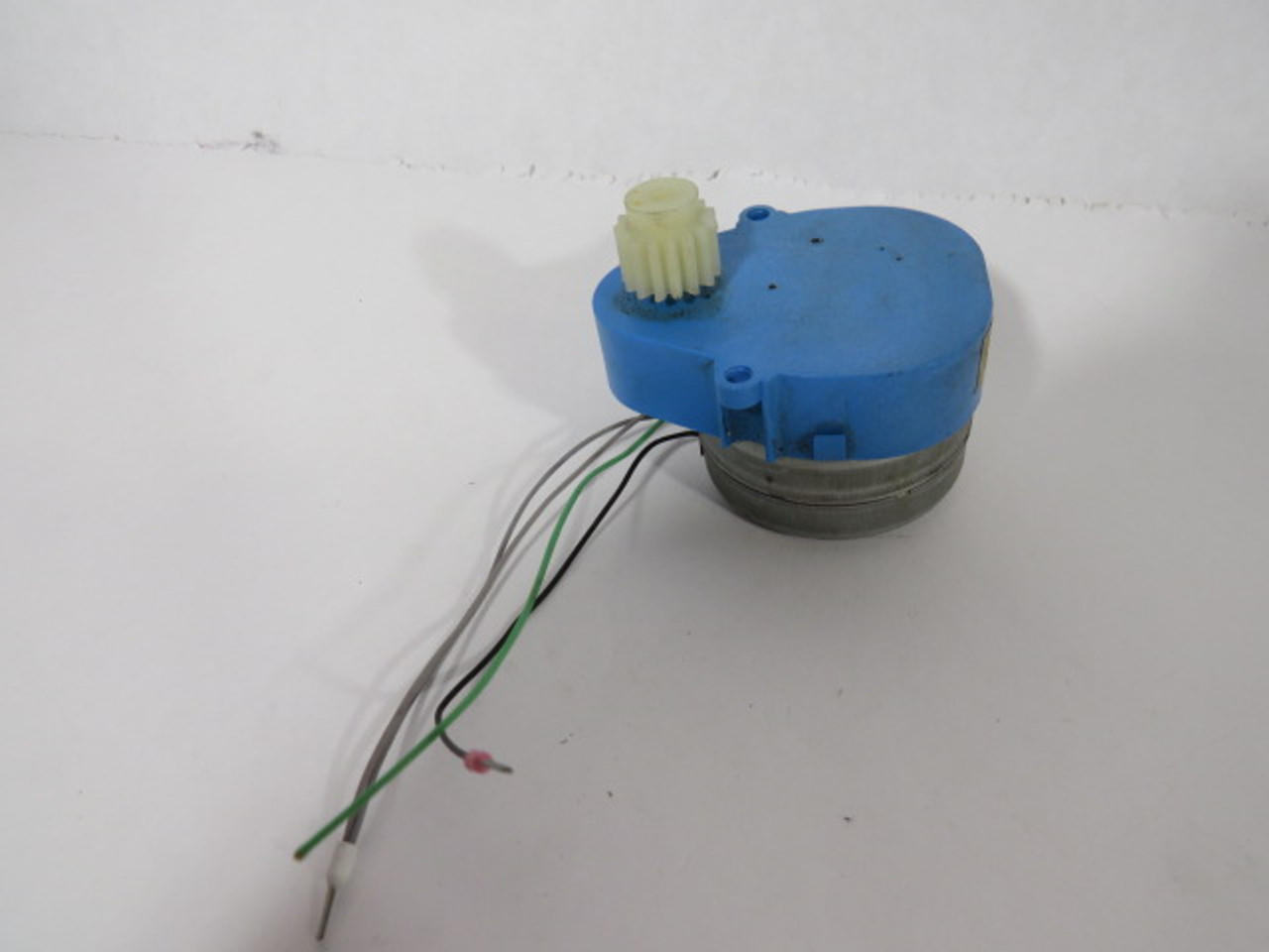 Fiber W02D0AACS00 Mini Gear Motor 500/600rpm 115V 50/60Hz .47uf USED