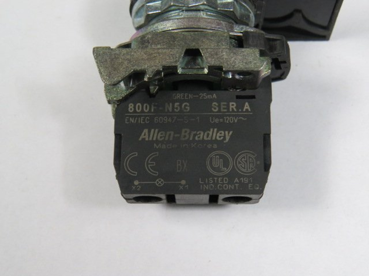 Allen-Bradley 800FM-P3 Green Pilot Light Operator w/ Light Module USED