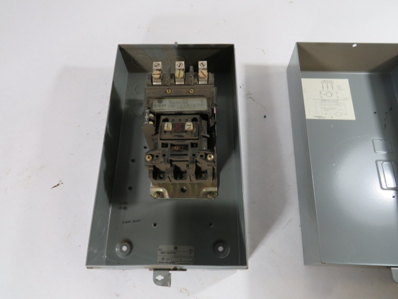 Allen-Bradley 500-CAC930 Ser B Enclosed Motor Starter 115-120V 60Hz USED