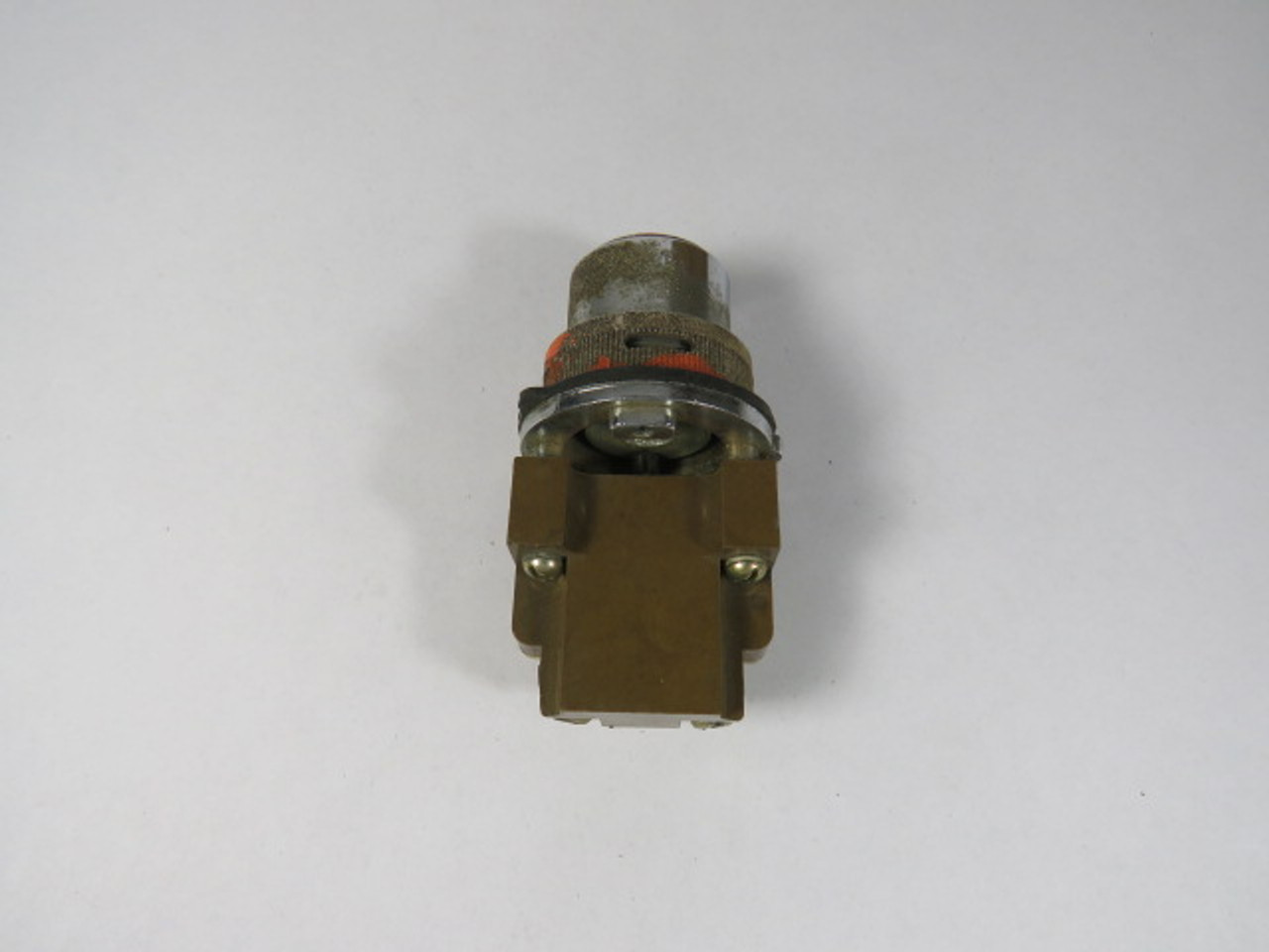 Square D 9001-TR6 Black Full Shroud Push Button 1NO/1NC USED