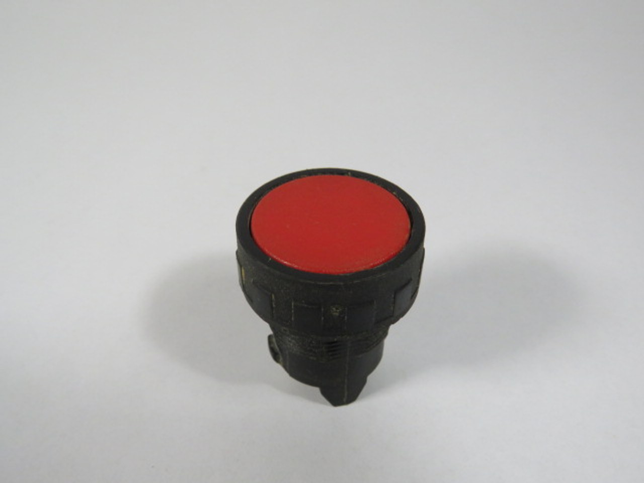 Breter P22804R Red Flush Push Button Operator USED