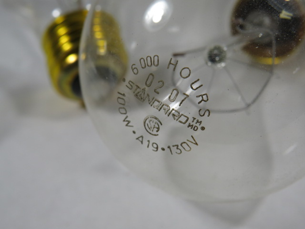 Standard 100A19/CL/6M/130V/STD/4P Incandescent Bulb 130V 100W 3-Pk ! NEW !