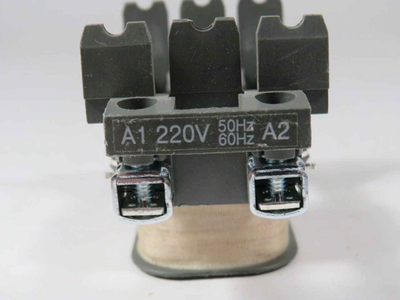 Cerus Mira MC9-32 AC Contactor Coil 220V 50/60Hz USED