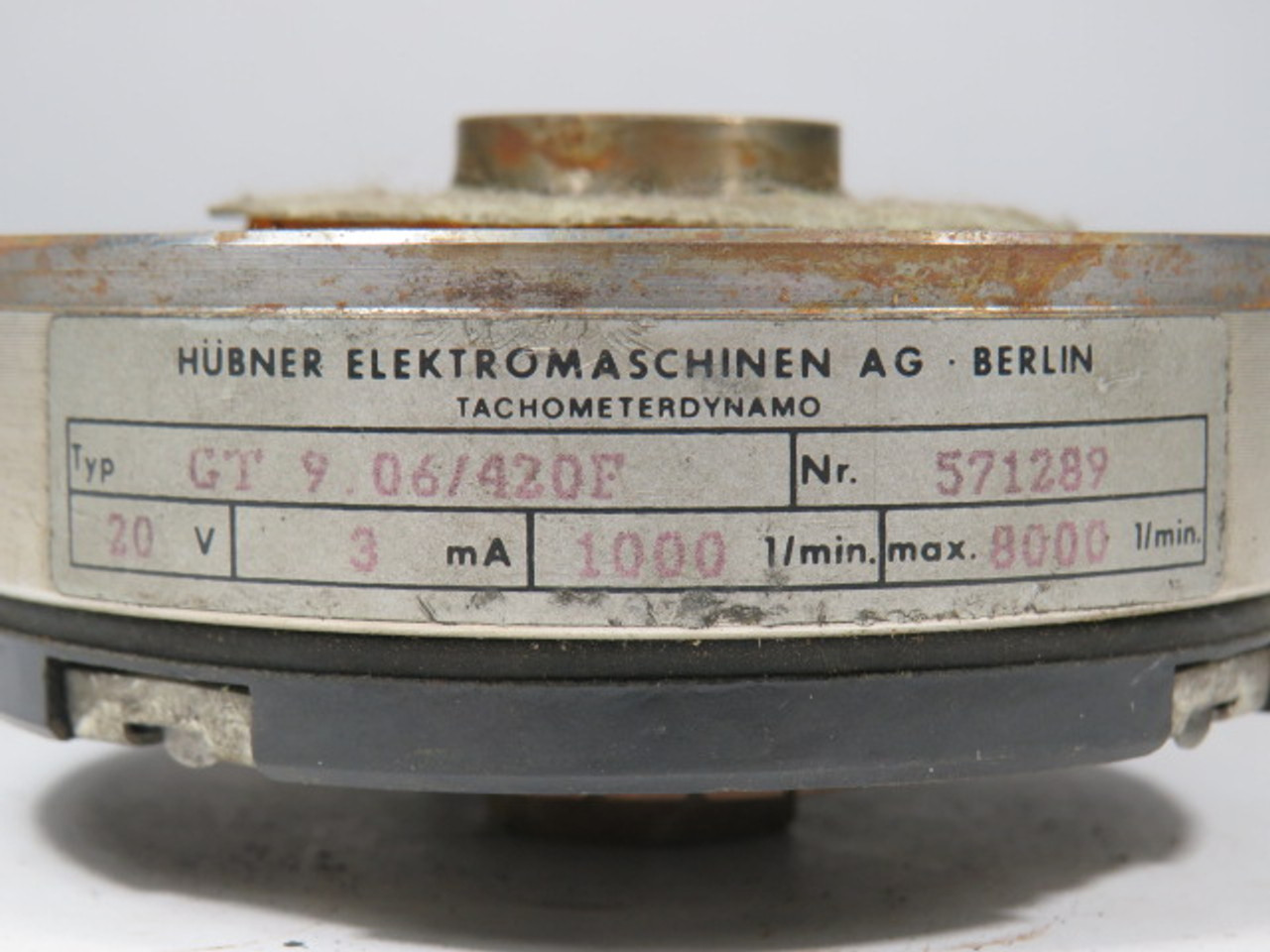 Hubner Berlin GT9.06/420F Tachogenerator 20V 3mA 1000 1/min 8000 1/max USED