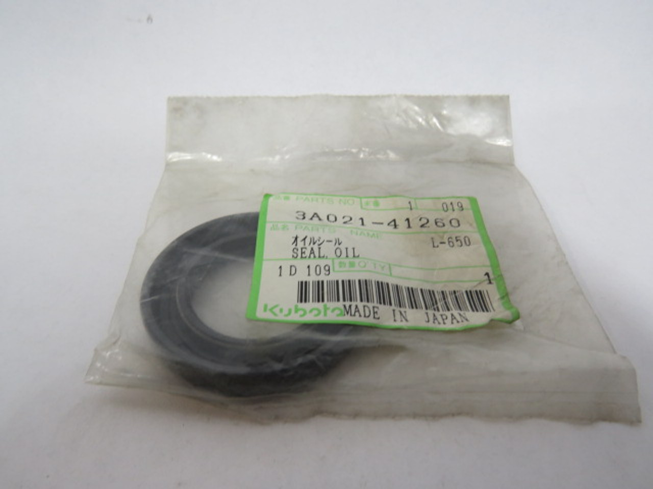 Kubota 3A021-41260 Oil Seal 52mmODX32mmIDX8mmW ! NWB !