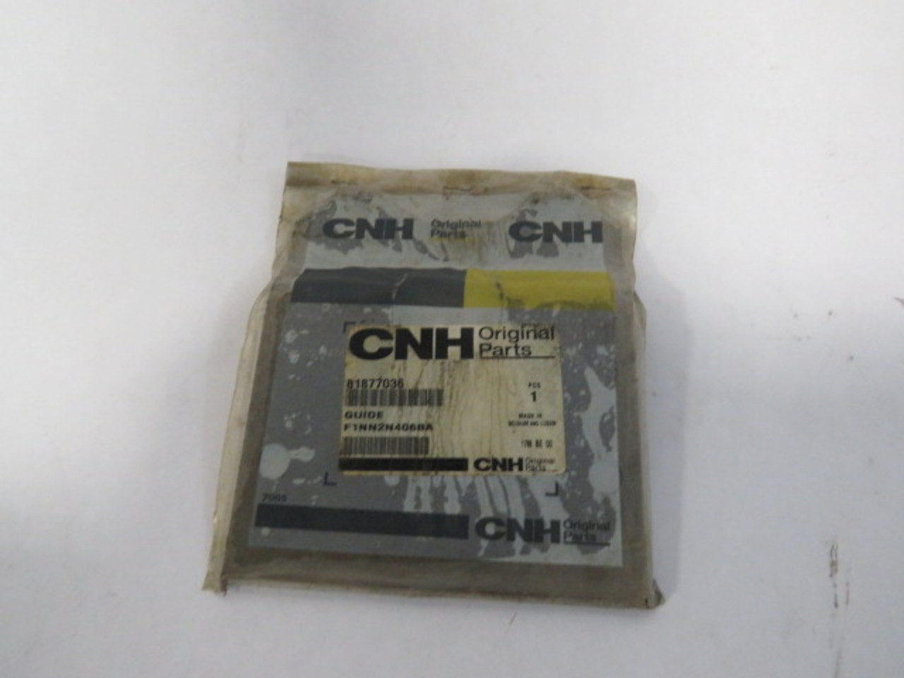 CNH 81877036 Steel Guide for Model YT01F01015P1 Tractor ! NWB !