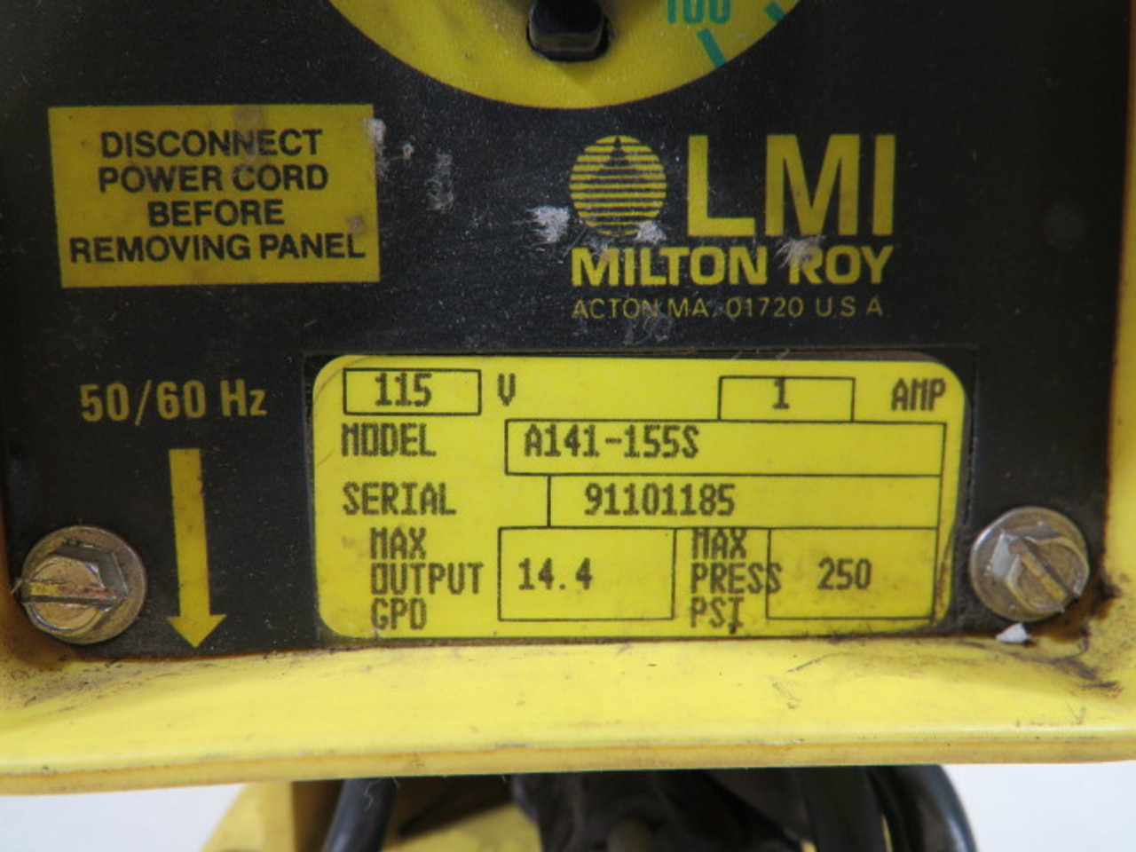 Milton Ray A141-155S Metering Pump 0.58 GPH 250PSI 115VAC 50-60Hz USED