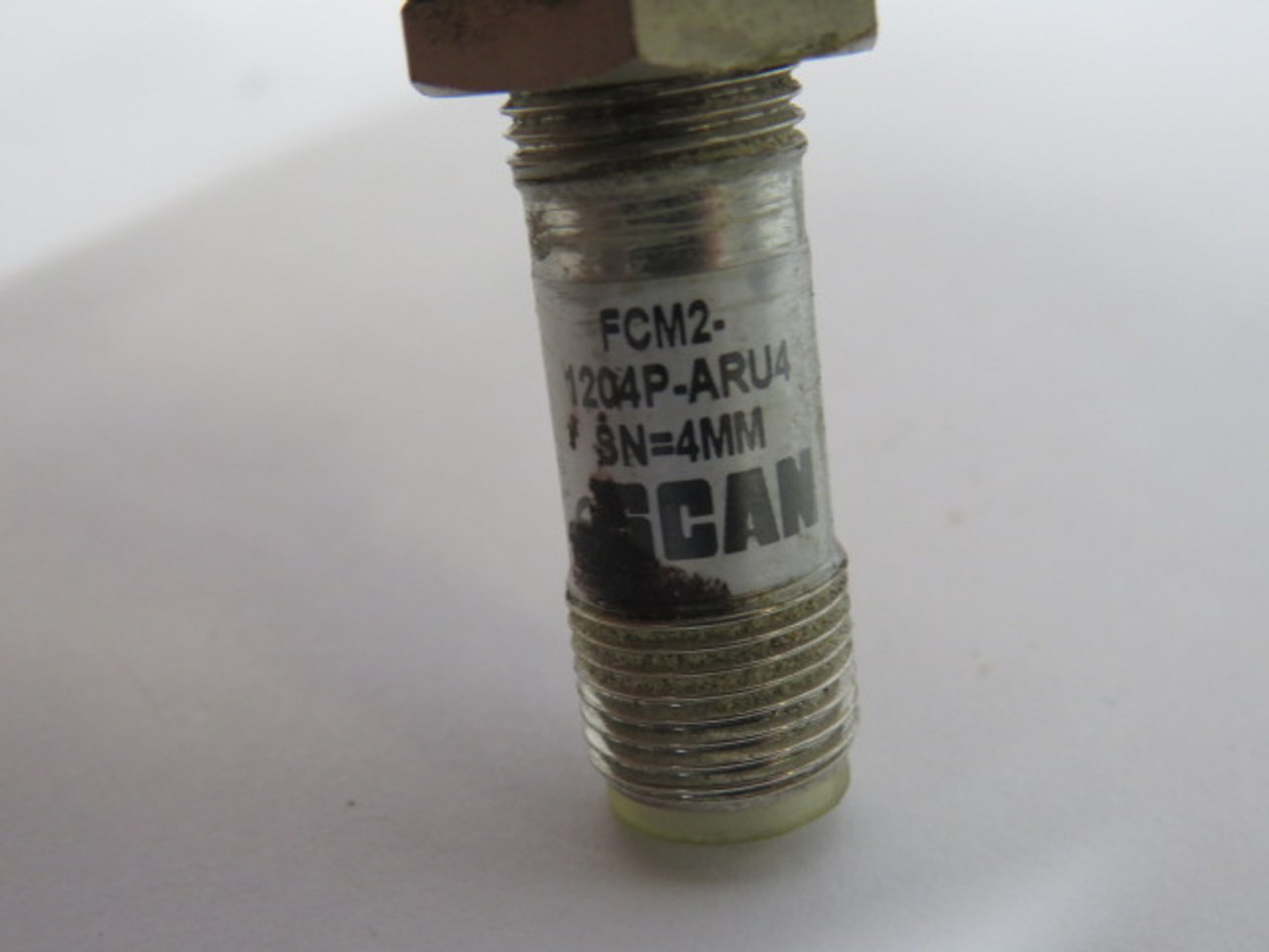Scan FCM2-1204P-ARU4 Inductive Proximity Sensor 10-30VDC 200mA 4mm USED