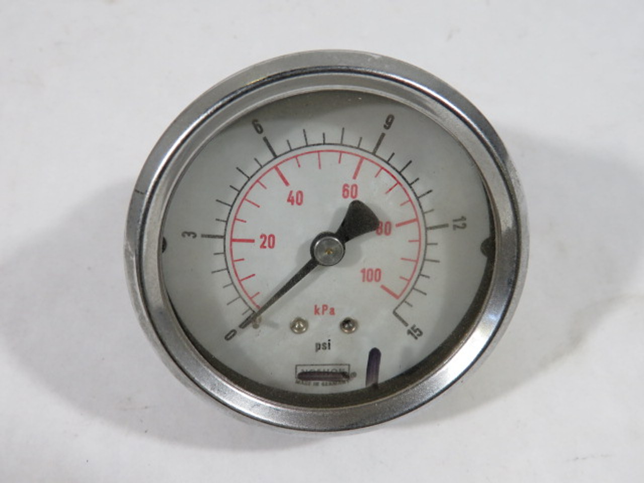 Noshok 15-110-15PSI/KPA-1/8-CFF 0-15psi 0-100kPa Pressure Gauge USED