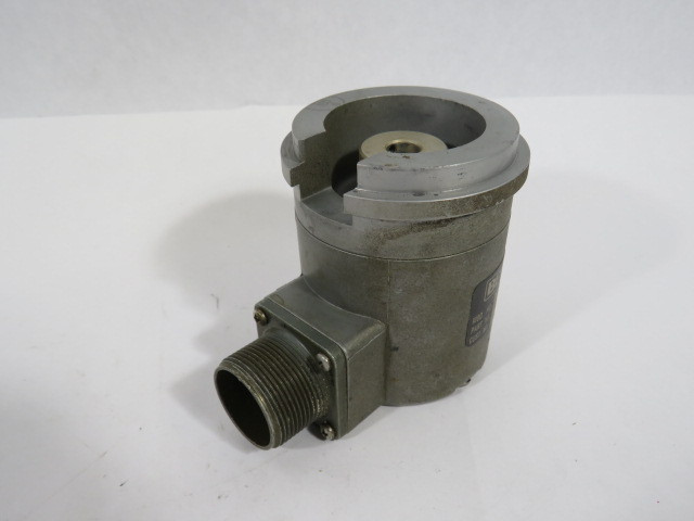 BEI 924-01029-557 Rotary Encoder 5VDC 3/8" Shaft 2048 Cycles/Turn USED