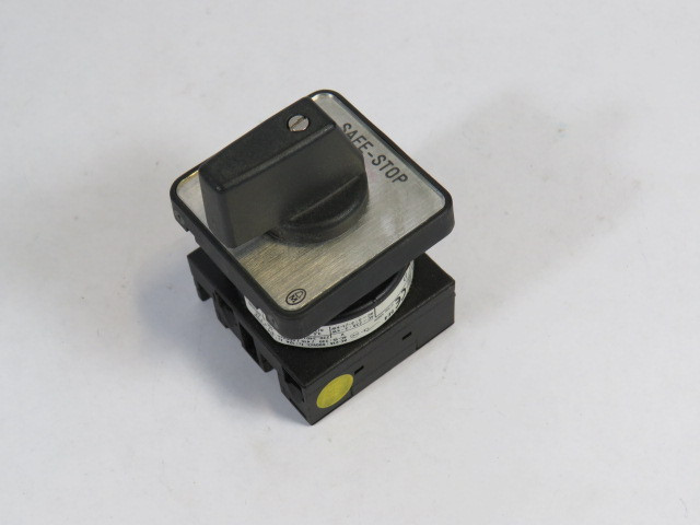 ががが Moeller T0-1-42417/E/D Rotary Cam Switch 14A 600V USED