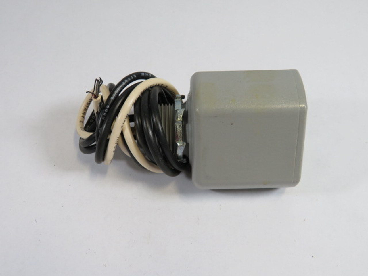 General Electric 9L15FCB001 Tranquell Surge Arrester 175V 2-Pole USED