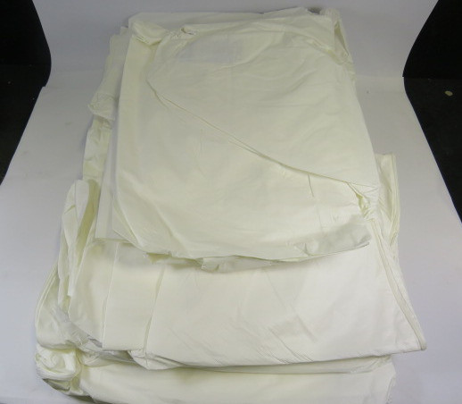 Kimberly-Clark 44327 A40 Hooded Clean Suit 4XL Lot of 12 ! NOP !