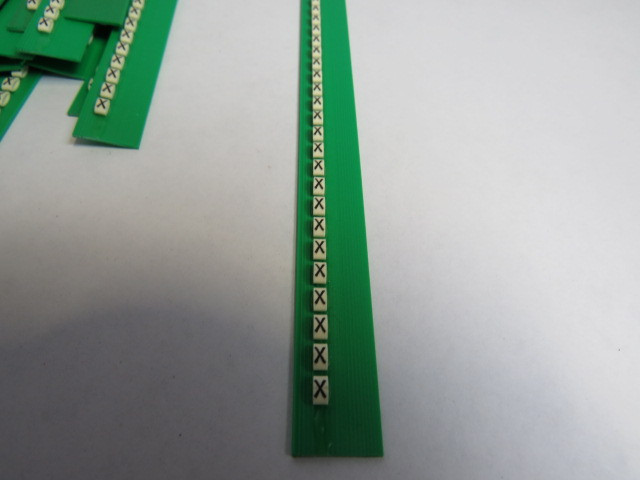 Grafoplast 117MXXBW Trasp Wire Marker "X" Approx 20/Strip Lot of 23  NOP