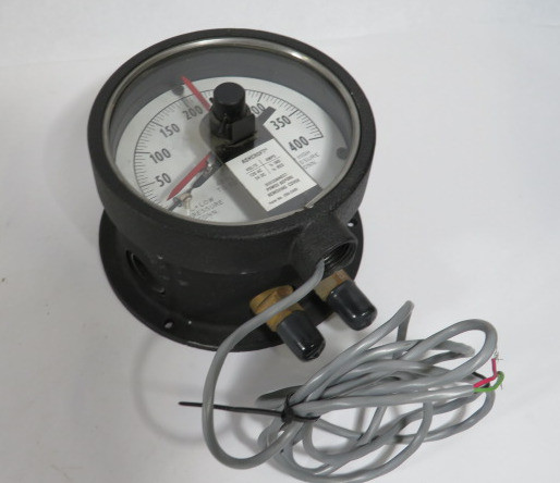 Ashcroft 45-1125-02L-400KP Differential Pressure Gauge 0-400kPa USED