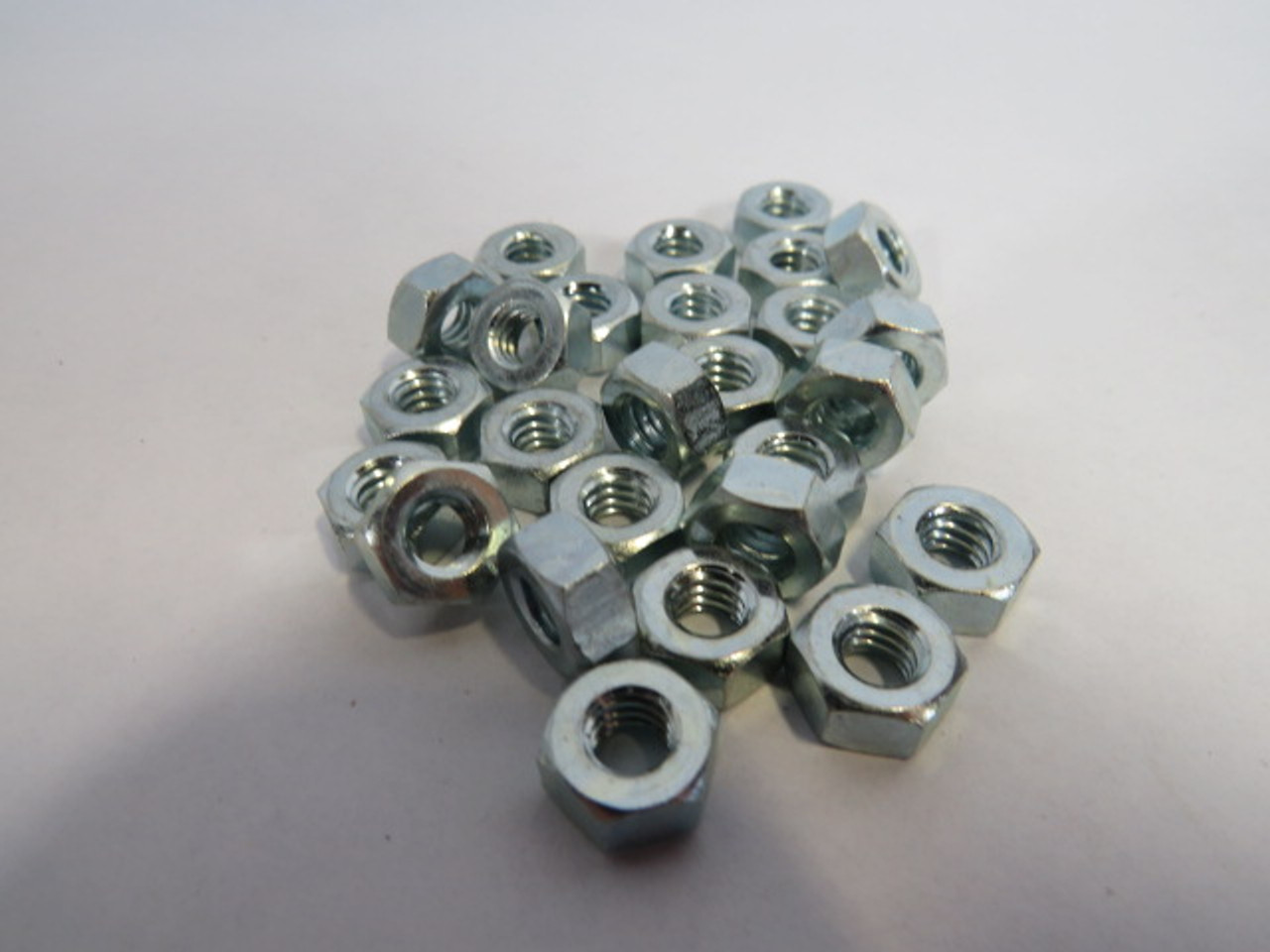 Midjet 1/4-20UNC Zinc Steel Grade 2 Hex Nut Coarse Thread Lot of 26 ! NEW !