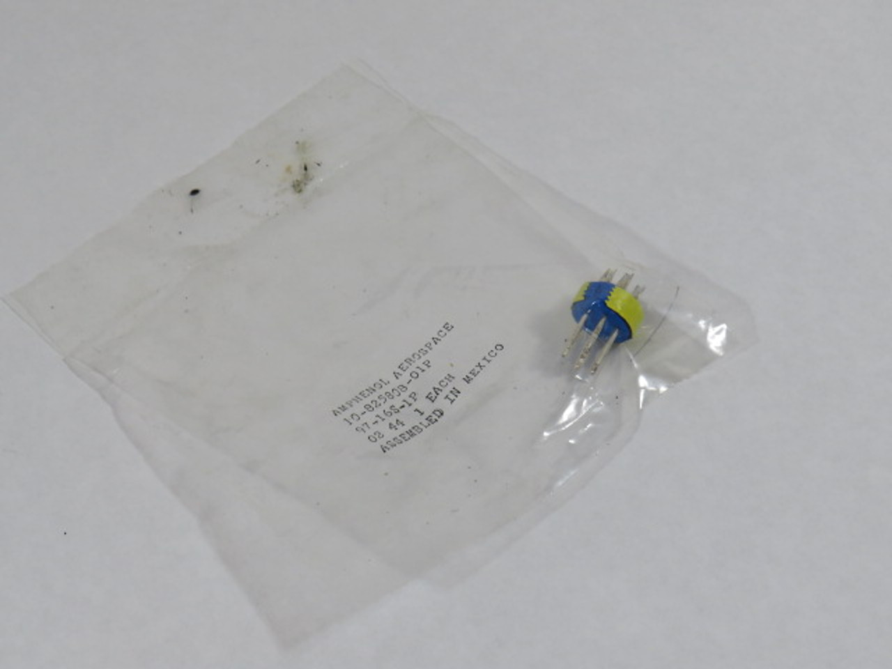 Amphenol Aerospace 97-16S-1P Circular Insert 7 Pins ! NWB !