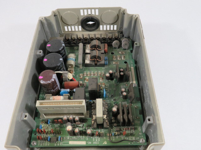 Magnetek DS305 0-230V 1Hp 3Ph 50/60Hz 5.9A AC Drive MISSING TOP ! AS IS !