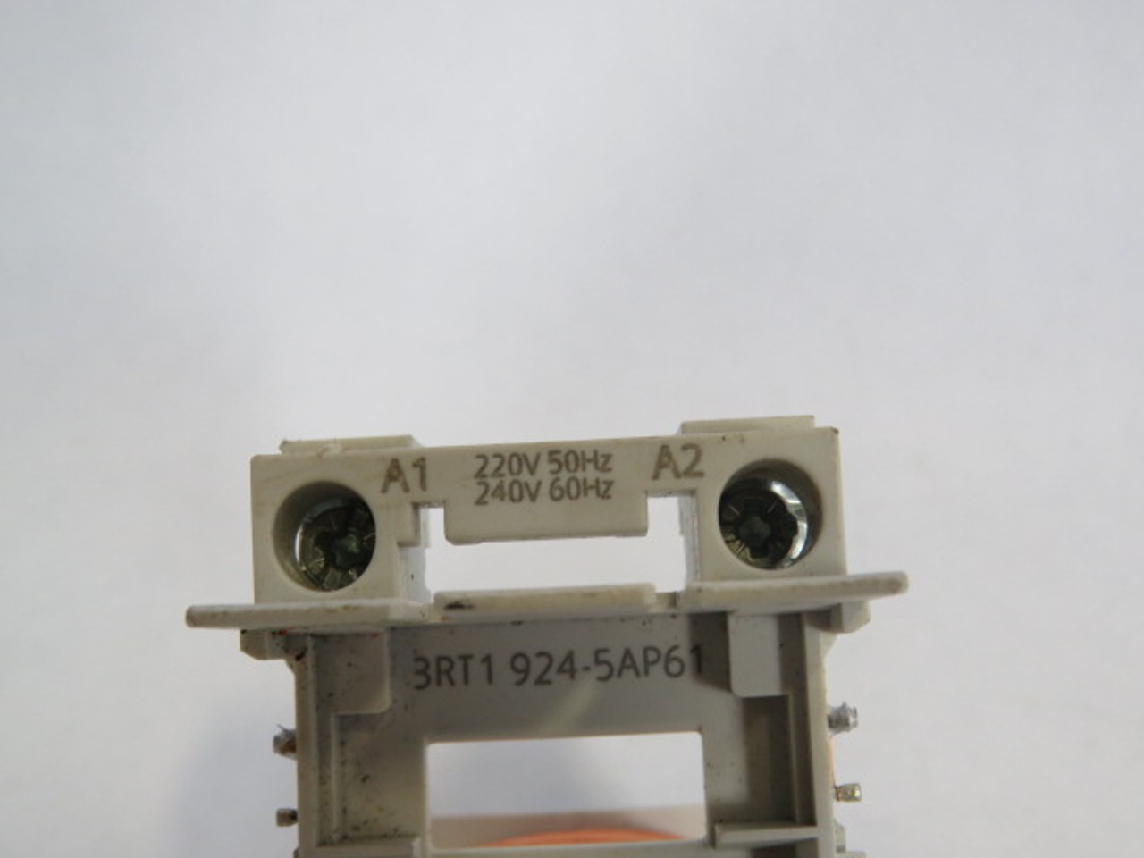 Siemens 3RT1-924-5AP61 Replacement Coil 220@50Hz 240@60Hz USED