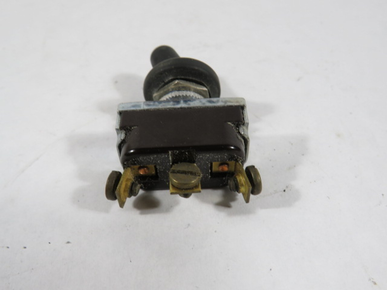 McGill 3193-1003 Maintained/ Momentary 3 Pos Toggle Switch USED