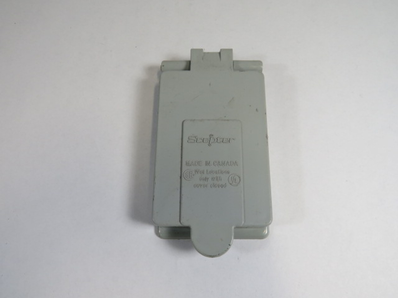 Scepter WGF1510 GFI Receptacle Cover USED