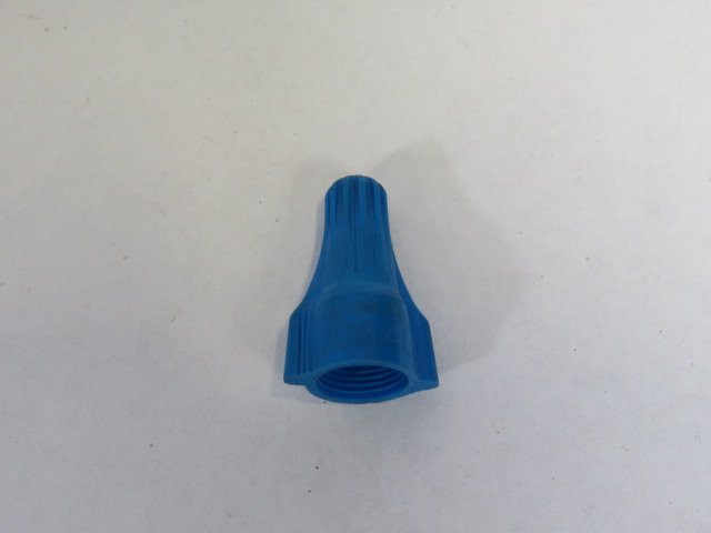Ideal 30-207R Blue Can-Twist Wire Connector Lot of 154 USED
