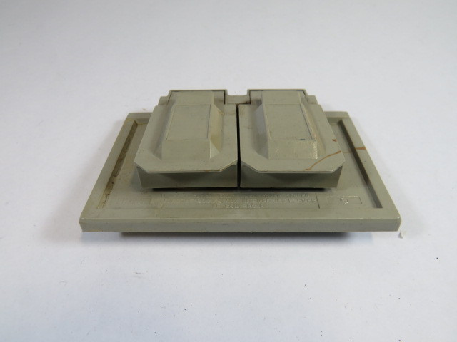 Leviton 4976-GY 1-Gang Waterproof Wallplate Grey USED
