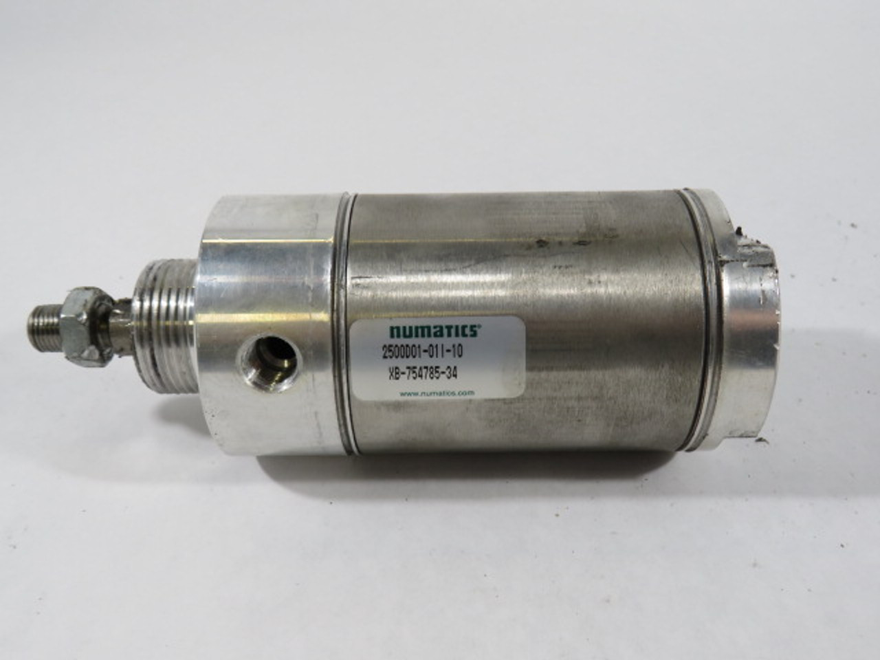 Numatics 2500D01-01I-10 Pneumatic Cylinder 2-1/2” Bore 1-1/2” Stroke USED