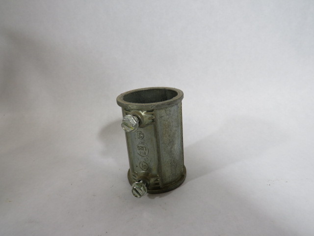 Halex L126 Straight Set Screw Coupling 1" Lot of 113 USED