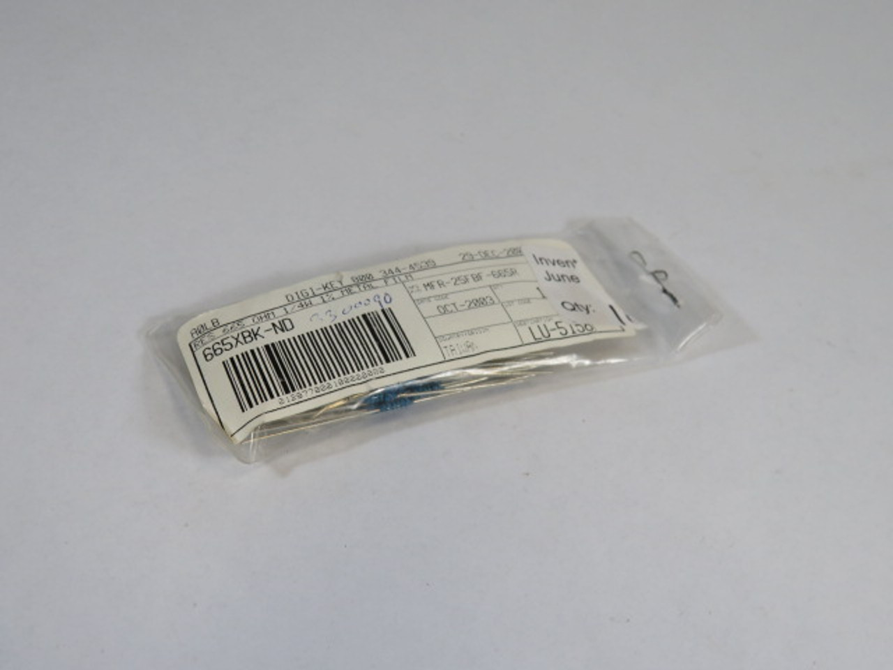 Yageo MFR-25FBF-665R Resistor 665Ohm 0.25W 1% Lot of 100 NOP