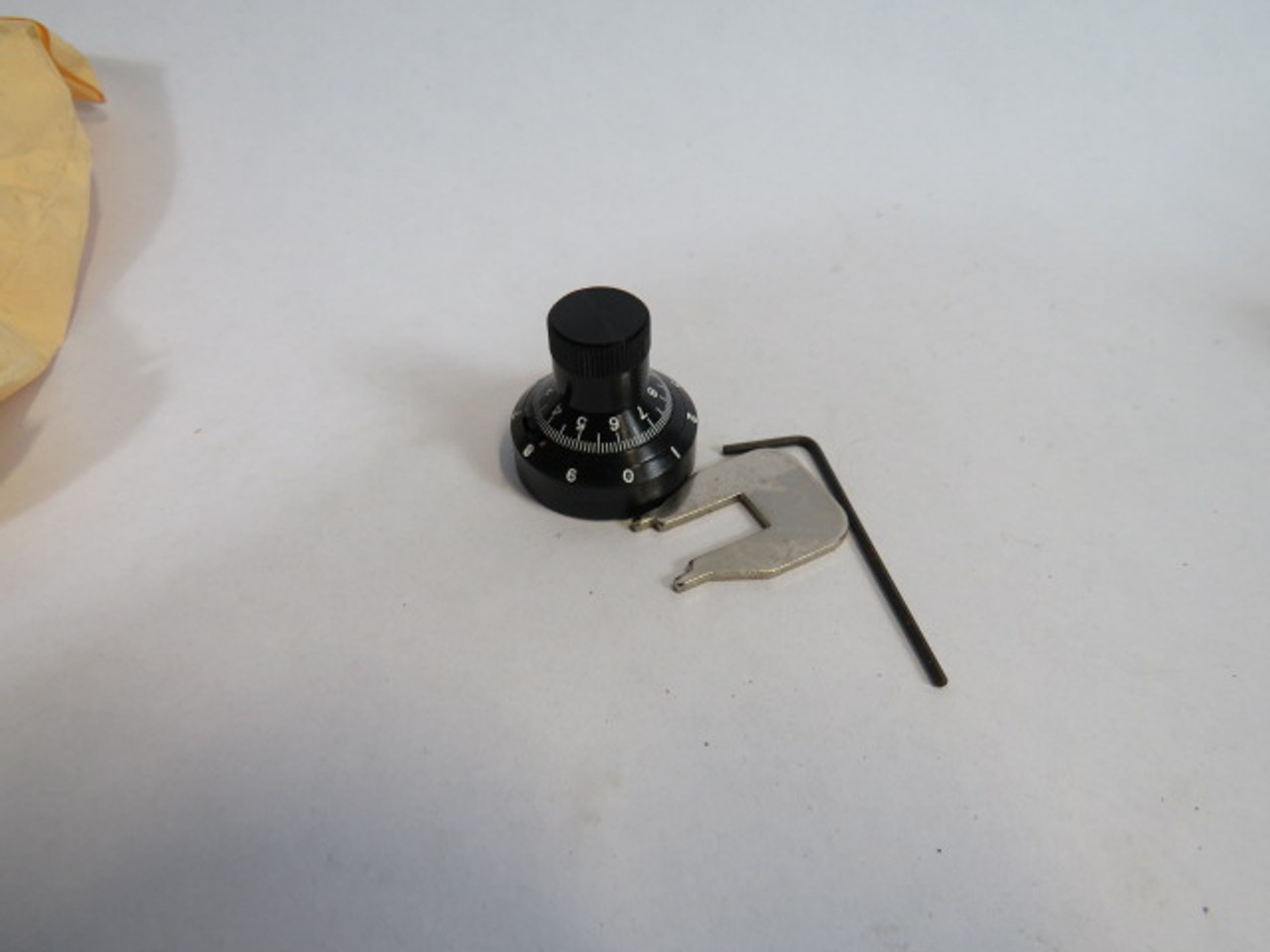 Clarostat 412 Potentiometer Clarodials 0-9 ! NEW !