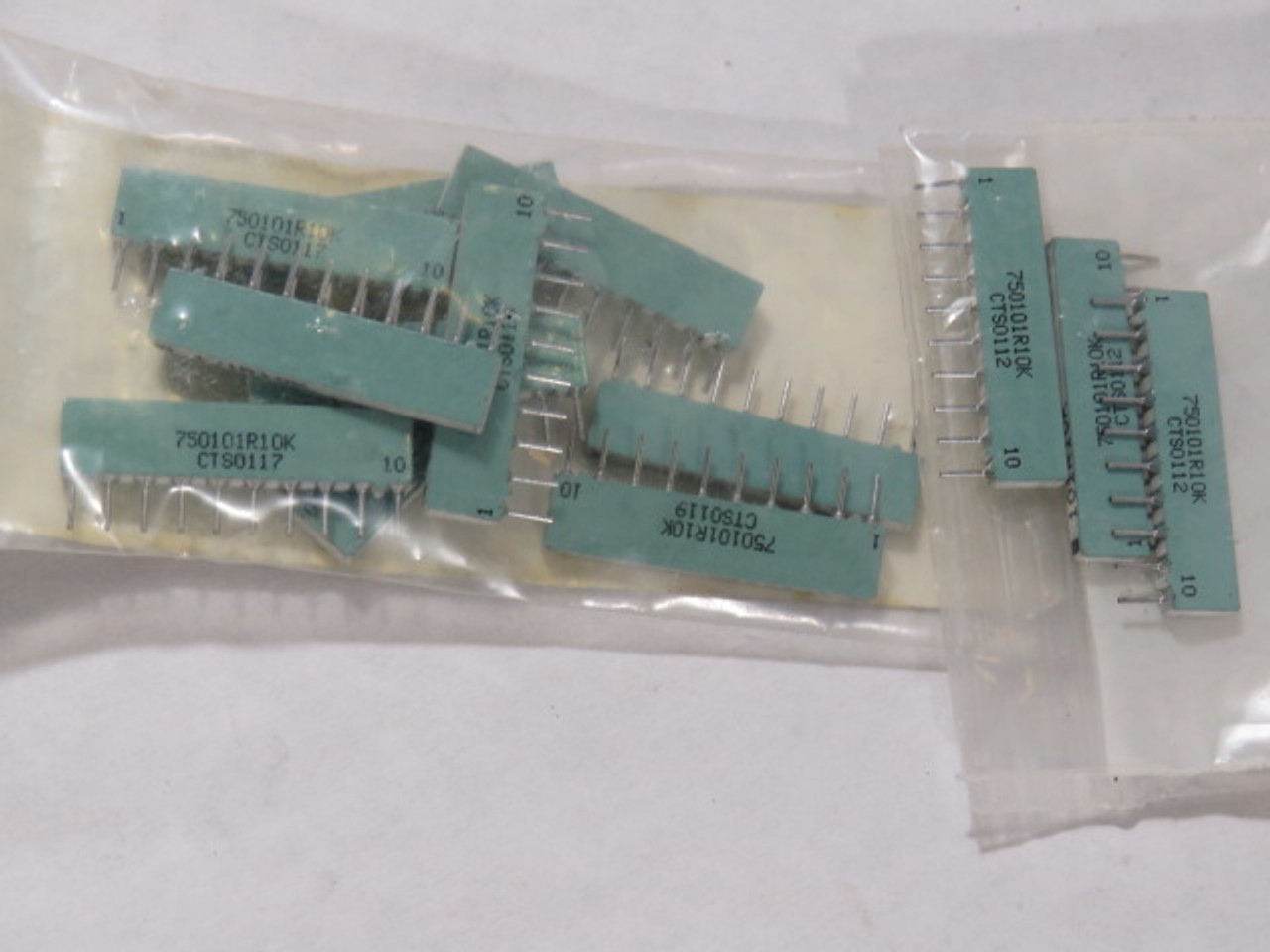 CTS 750-101-R10K Resistor Network/Array 9 RES 10K Ohm 10Pin Lot of 13 ! NOP !