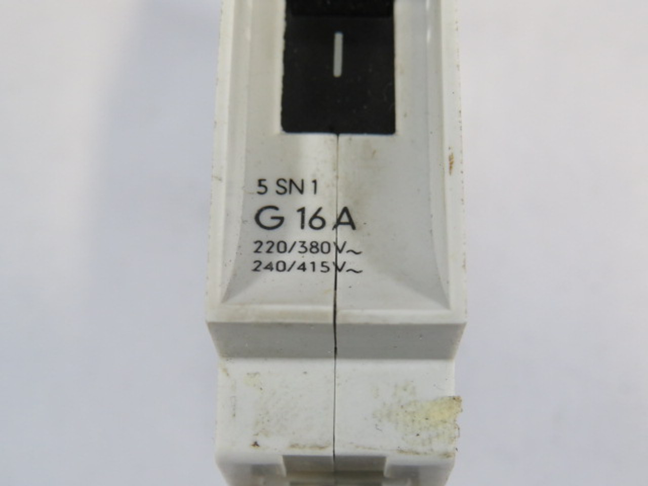 Siemens 5SN1-G16A Circuit Breaker 220/380V 240/415V 16A 1-Pole USED