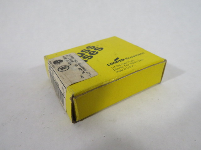 Bussmann GRF-10 Glass Specialty Fuse & Knob Holder 10A 300VAC Lot of 3 ! NEW !