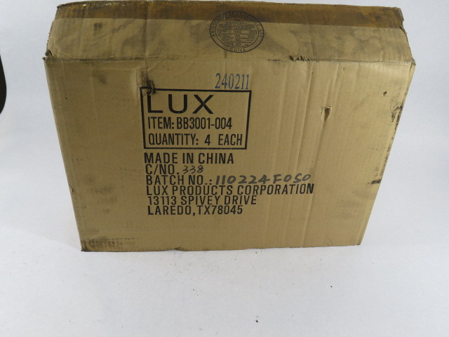 LUX BB3001-004 9.5" x 5.75" x 4" D Locking Guard 4-Pack ! NEW !