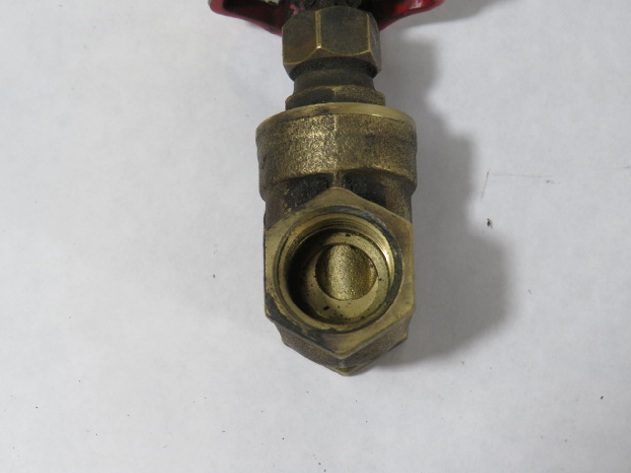 Generic 200 WOG 1/2" IN NPT Gate Valve USED