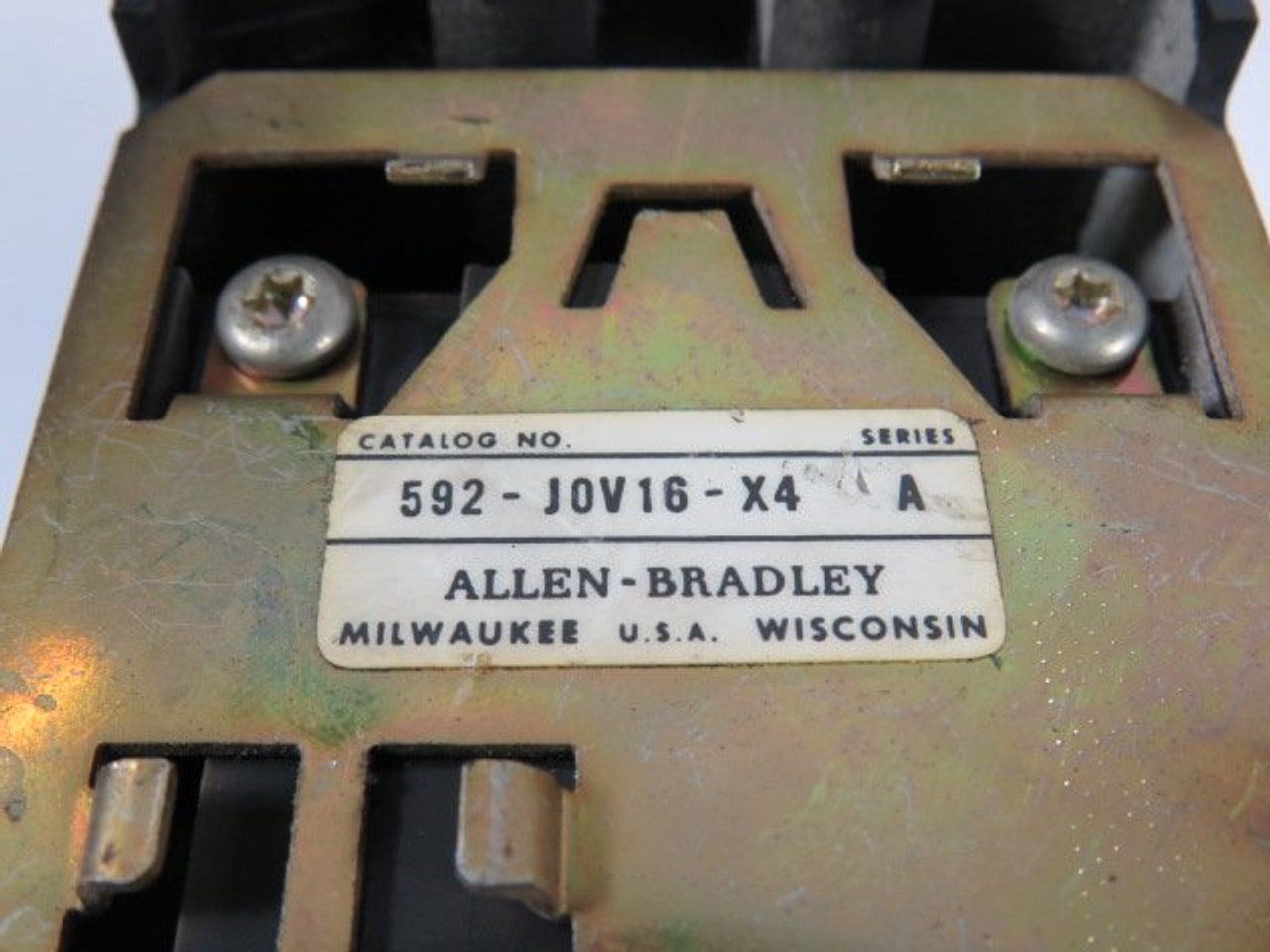 Allen-Bradley 592-JOV16-X4 Series A Overload Relay MISSING SCREWS USED