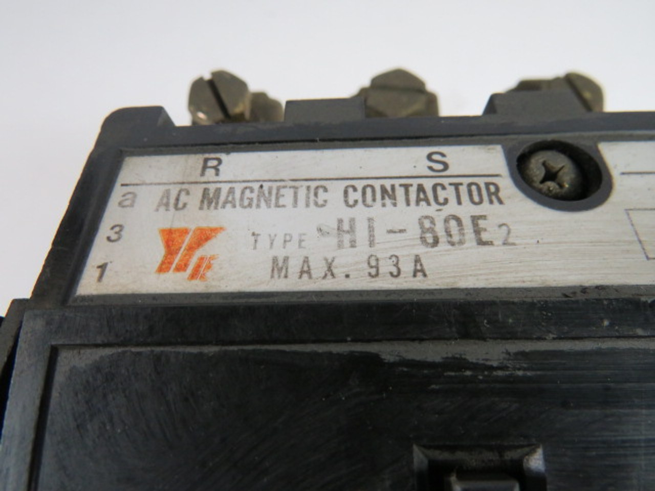 Yaskawa Electric HI-80E2 Magnetic Contactor 180-200/200-220V 50/60Hz USED