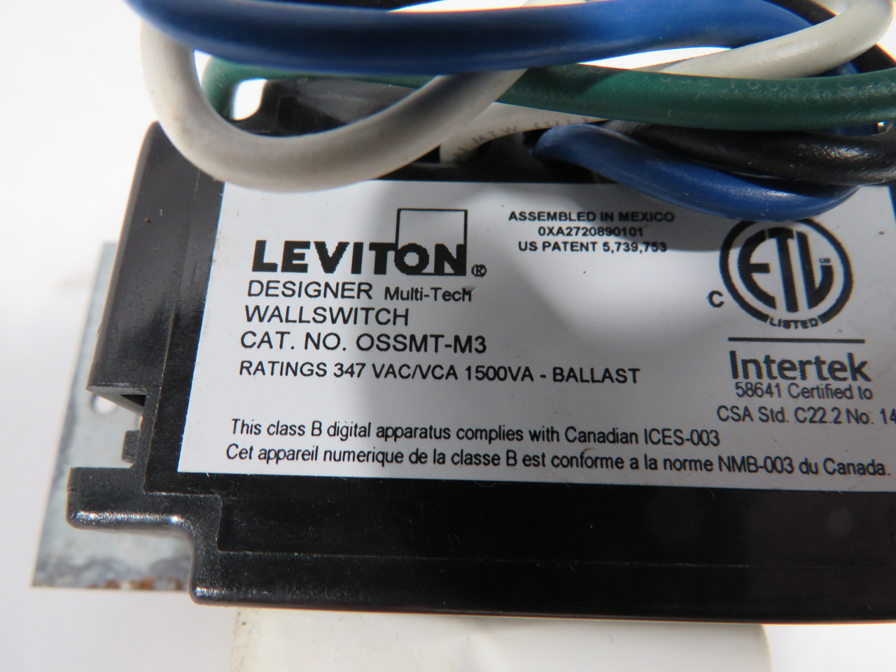 Leviton OSSMT-M3 Wall Switch Occupancy Sensor 347VAC/VCA USED