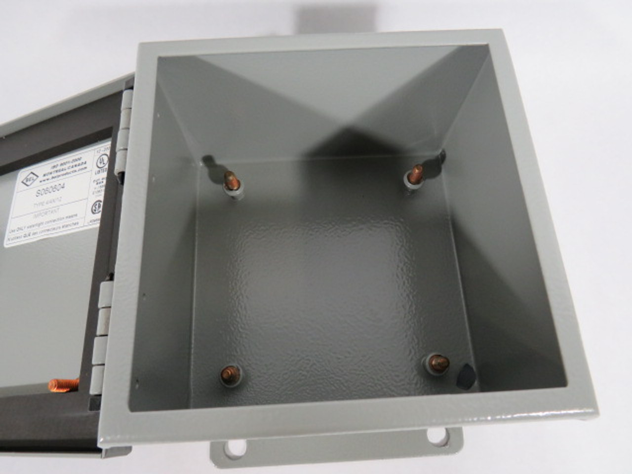 Bel S060604 Latching Enclosure 6x6x4" *No Hardware or Backplate* ! NOP !