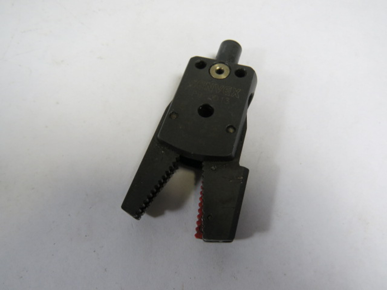 Servex PB-0013 Mini Sprue Gripper w/ Sensor Slot 3-9mm Sprue 14lbf USED