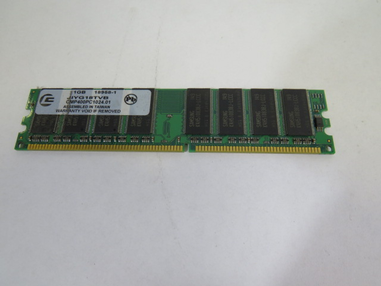 Centon JIYG18TVB DDR RAM 1GB USED