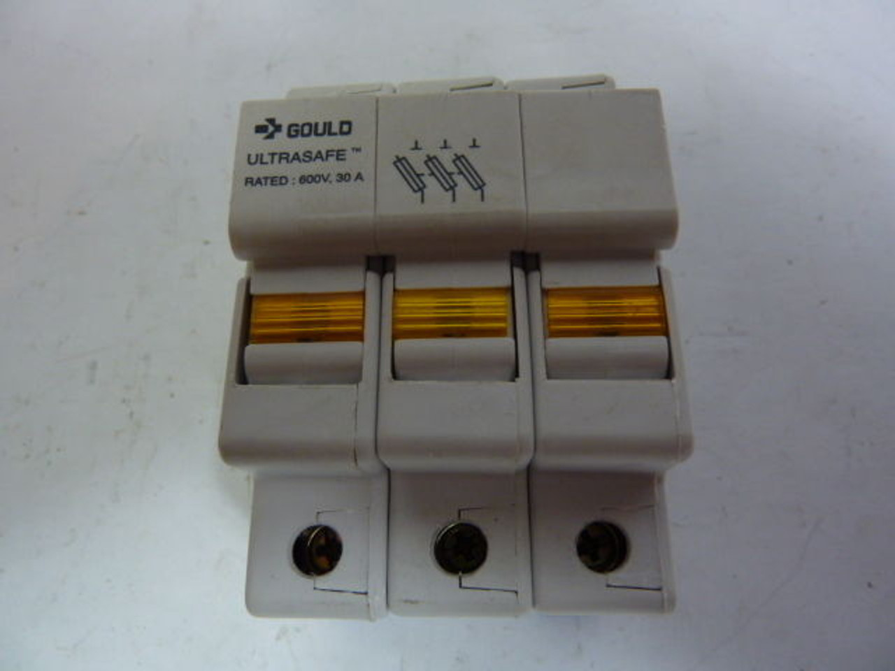 Gould USM3I Fuse Holder 600V 30A 3-Pole USED