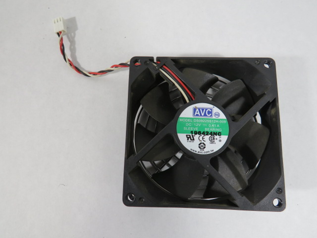 AVC DS09225S12H-009 Case Fan 92mm 12VDC 0.41A USED