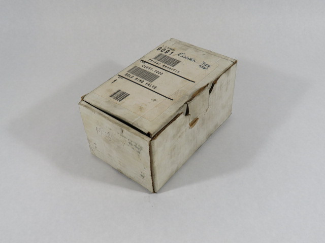 Parker Hannifin C2031.1000 Gold Ring Valve ! NEW !