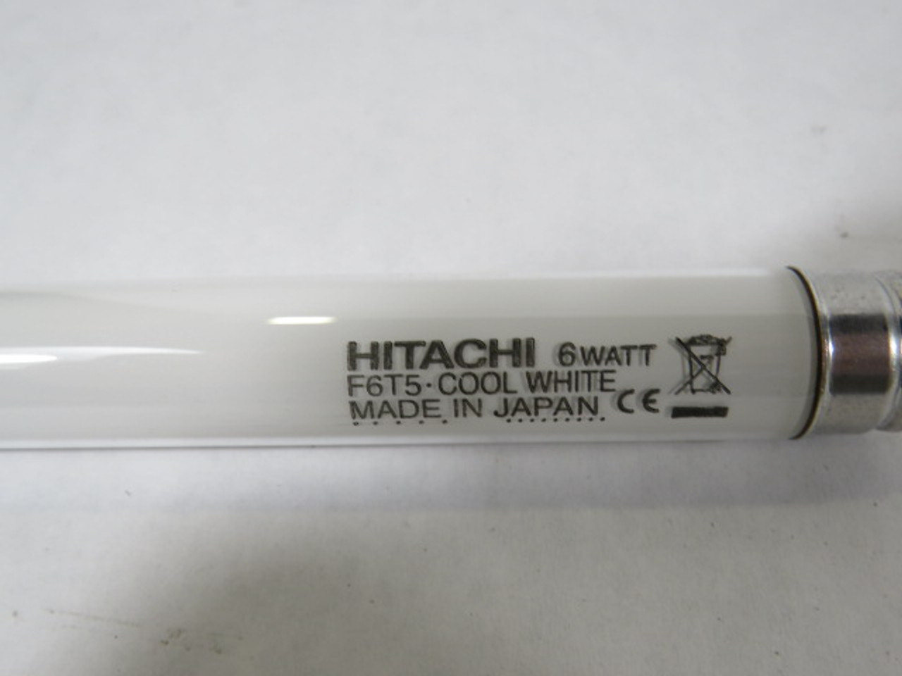 Hitachi F6T5/CW Fluorescent Tube Lamp 6W 2Pin Cool White NEW