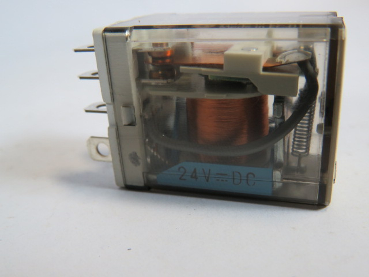 Finder 56.32.9.024.0000 Power Relay 24VDC 12A 8 Blade USED