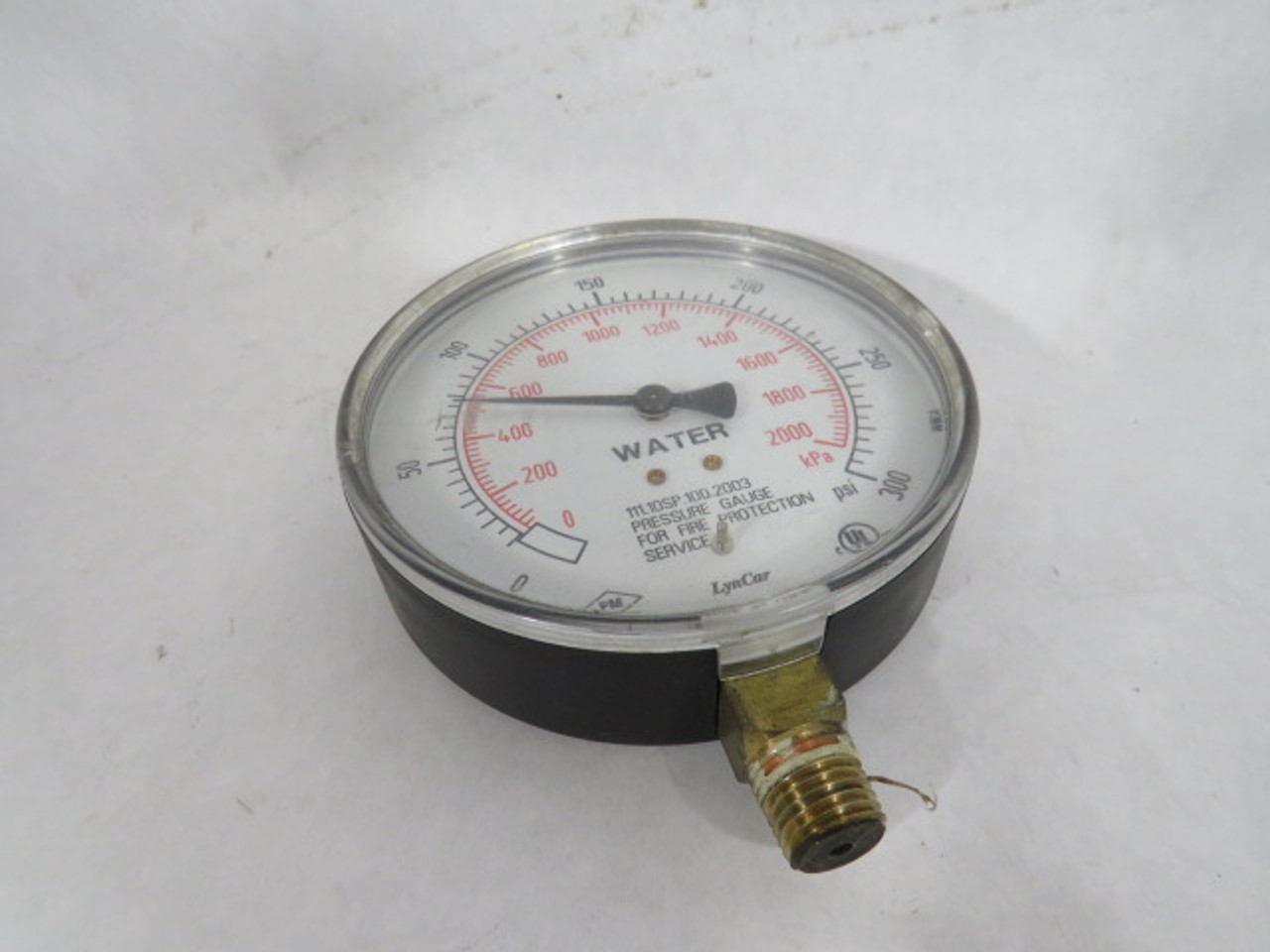 LynCar 111.10SP.100.2003 Bourdon Tube Pressure Gauge 0-300PSI 0-2000kPa USED