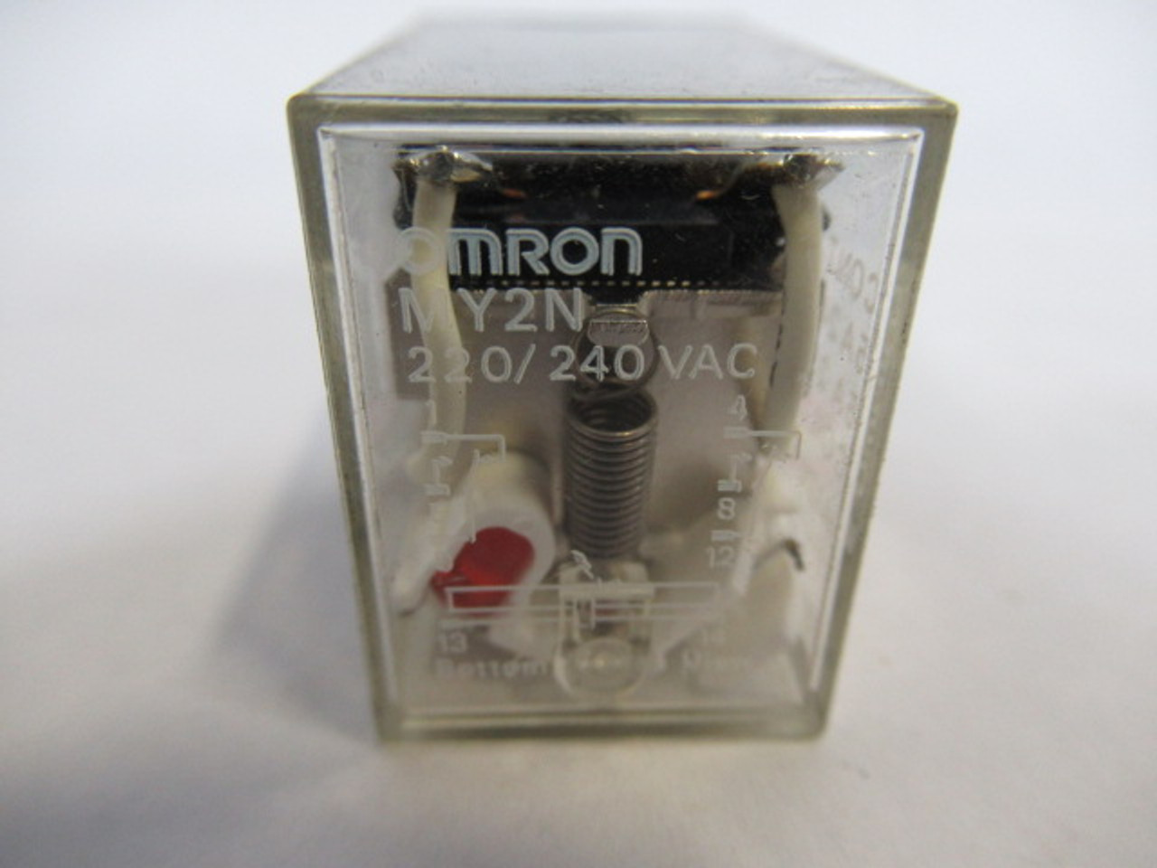 Omron MY2N-220/240VAC Relay W/LED 220/240VAC USED